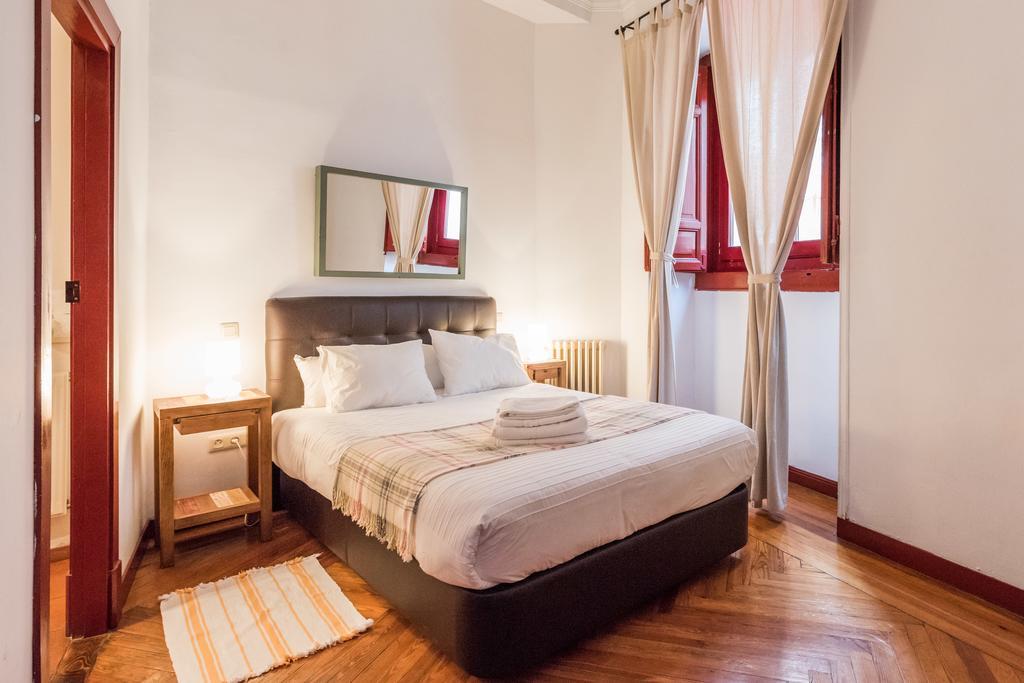 Apartamentos Madrid Centro W Εξωτερικό φωτογραφία