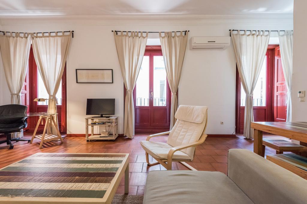 Apartamentos Madrid Centro W Εξωτερικό φωτογραφία