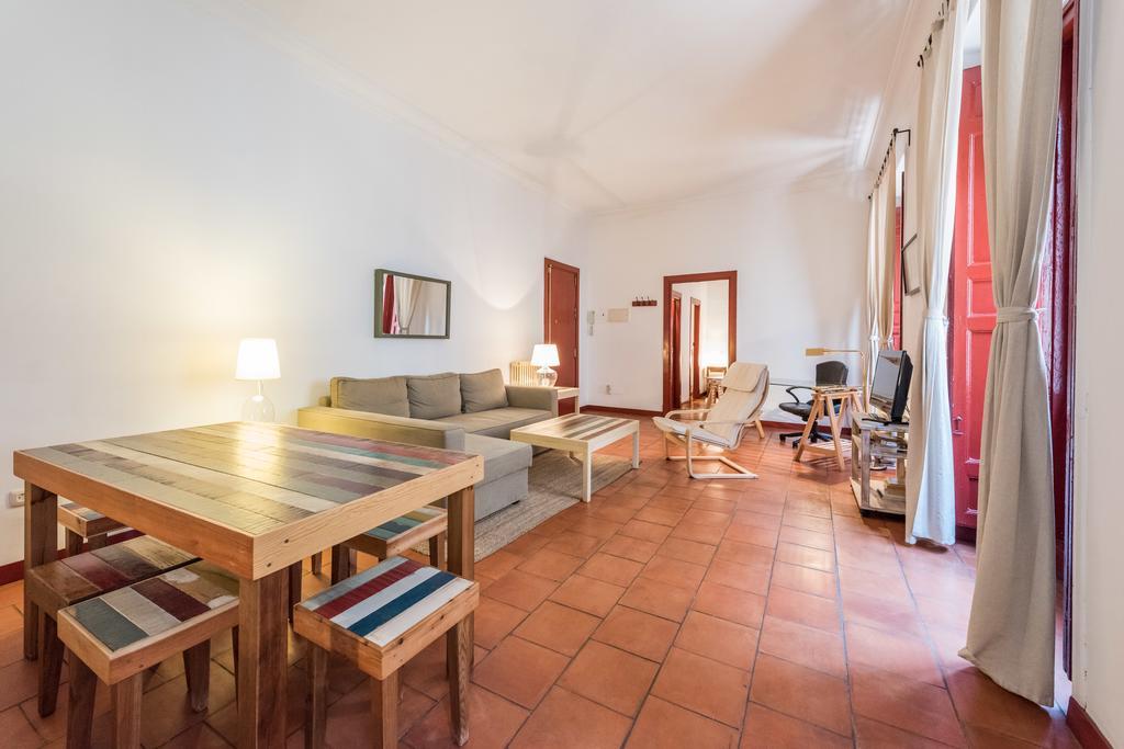 Apartamentos Madrid Centro W Εξωτερικό φωτογραφία