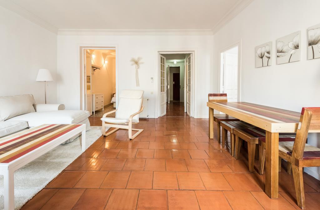 Apartamentos Madrid Centro W Εξωτερικό φωτογραφία