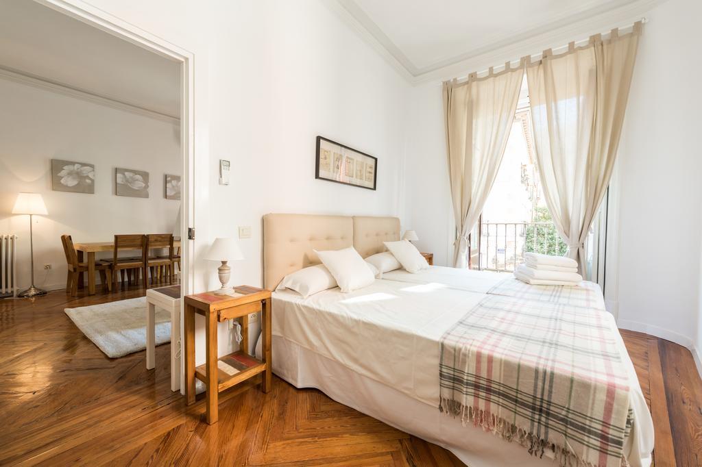 Apartamentos Madrid Centro W Εξωτερικό φωτογραφία
