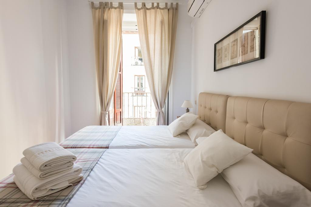 Apartamentos Madrid Centro W Εξωτερικό φωτογραφία