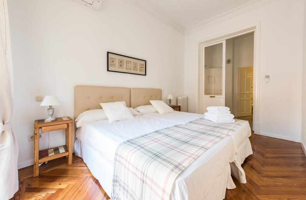Apartamentos Madrid Centro W Εξωτερικό φωτογραφία