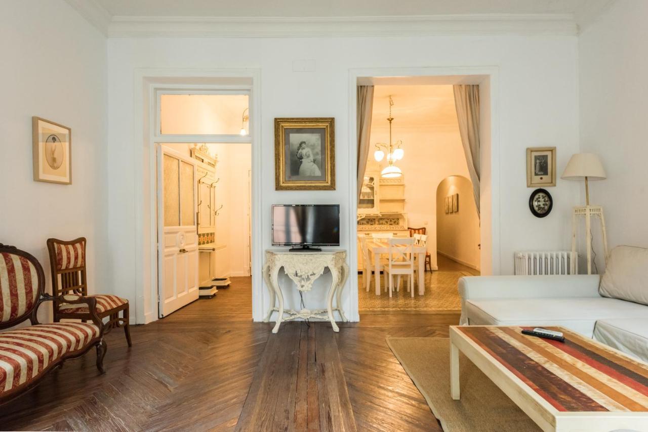 Apartamentos Madrid Centro W Εξωτερικό φωτογραφία